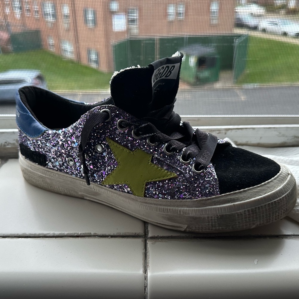 Golden goose